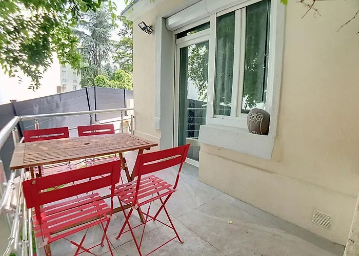 Stop Chez M Select Garden # Qualite # Confort # Simplicite Apartament